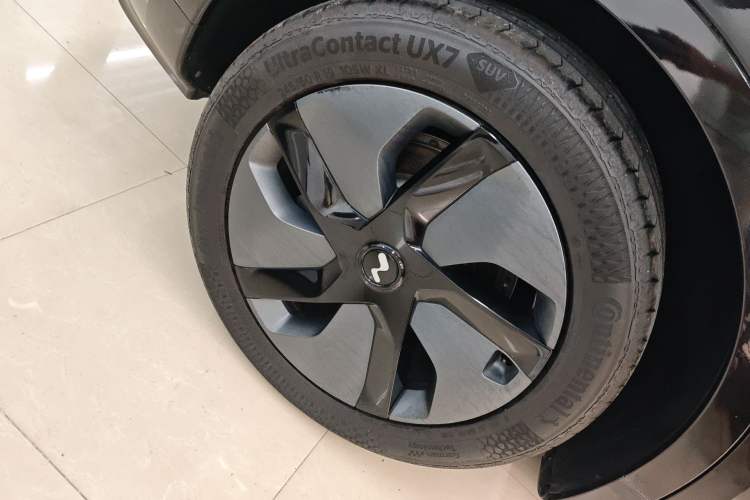 Used ONVO L60 2024 60 kWh Rear-Drive Version Exterior 2