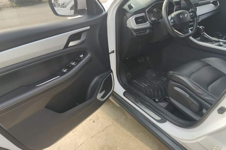 Used Geely Auto Vision X6 2020 1.4T CVT Luxury Edition Driver Seat