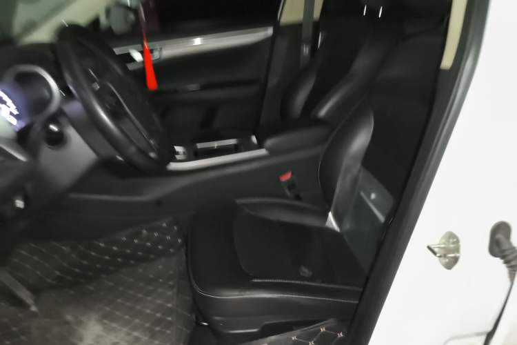 Used Geely Auto Emgrand GL 2018 1.8L DCT Elite Smart Connectivity Version
