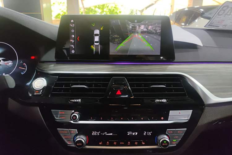 Used BMW 5 Series 2019 Facelifted 530Li Leading Edition Luxury Package
