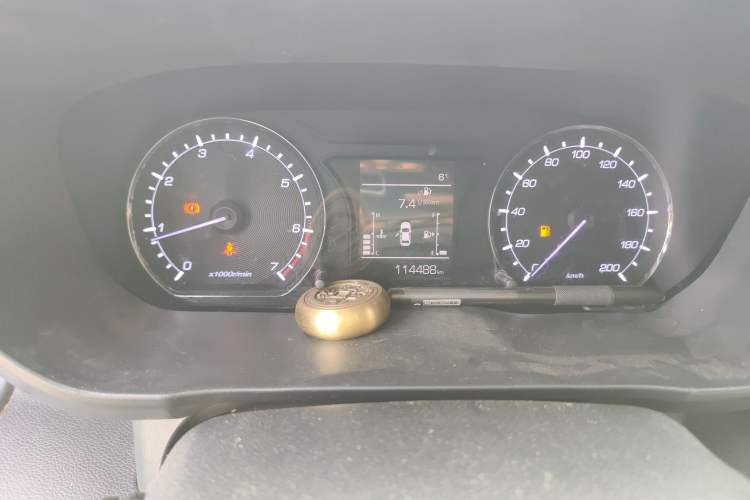 Used CHANGAN OSHAN X70A 2020 1.5L Manual Base Version
