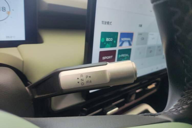 Used AION Y 2022 Plus 70 Tech Edition
