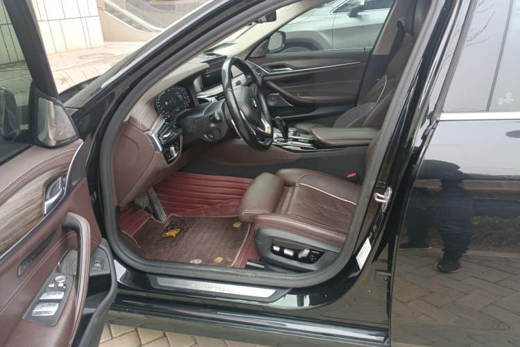 Used BMW 5 Series 2020 530Li Luxury Edition Premium Package Left Front Seat