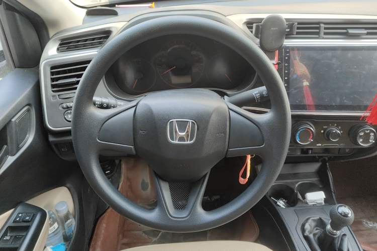 Used Honda City 2017 1.5L manual Comfort version