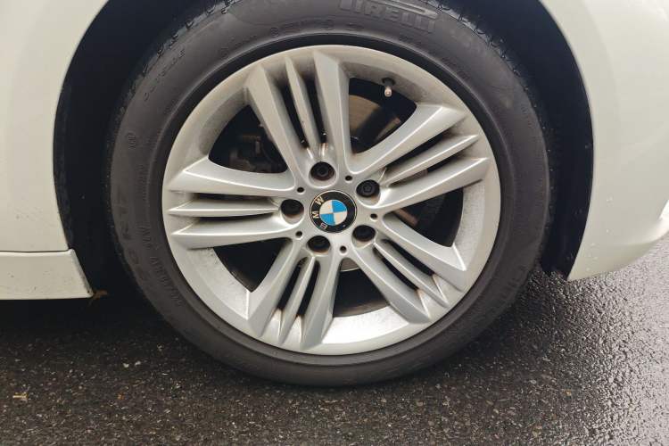 Used BMW 3 Series 2017 318i Fashion Model