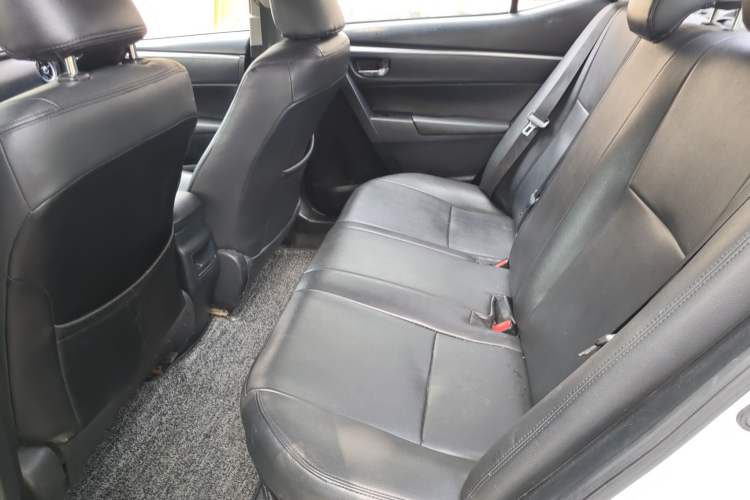 Used Toyota Corolla 2017 Revised Dual-Engine 1.8L E-CVT Leading Edition Left Rear Seat