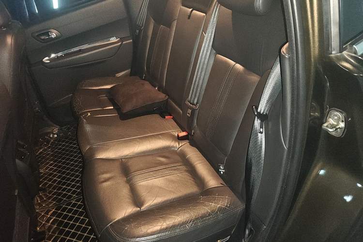 Used Peugeot 3008 2015 2.0L Automatic Trend Edition