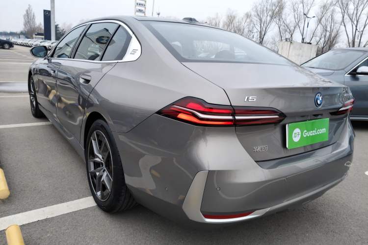 Used BMW i5 2024 eDrive 35L M Sport Package