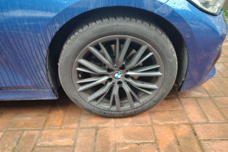 Used BMW 3 Series 2020 Facelifted 325Li M Sport Night Edition Package Right Front Wheel Hub