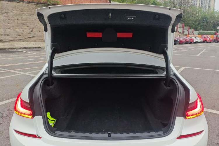 Used BMW 3 Series 2021 Restyled 325i M Sport Night Edition Package