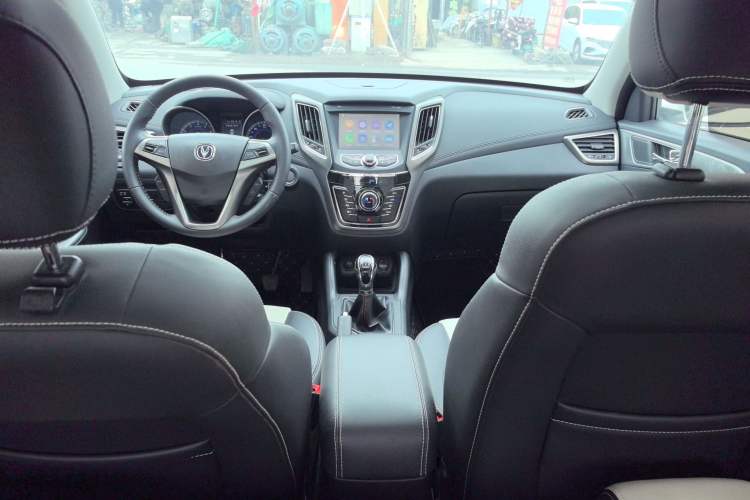 Used Changan CS35 2017 1.6L Manual Luxury Model
