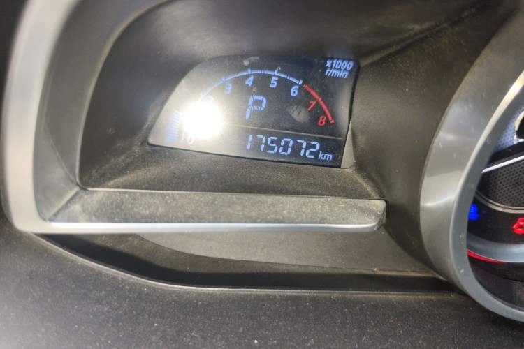 Used Mazda 3 Axela 2016 Sedan 1.5L Automatic Comfort Model Odometer Close Up