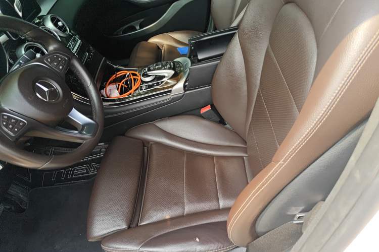 Used Mercedes-Benz GLC 2018 Facelifted GLC 260 4MATIC Dynamic Edition