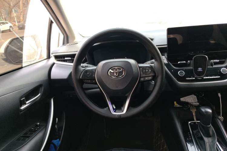 Used Toyota Corolla 2023 1.8L Smart Electric Hybrid Dual-Motor Elite Edition