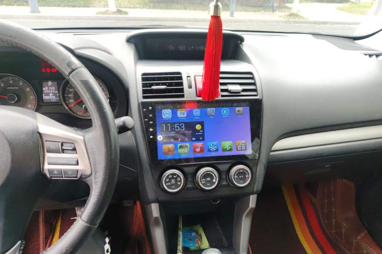 Used Subaru Forester 2014 2.0i Automatic Luxury Edition Audio And AC Panel