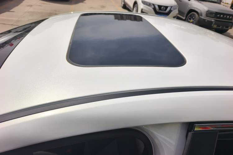 Used Mazda 3 Axela 2023 2.0L Automatic ZhiZhen Edition Roof