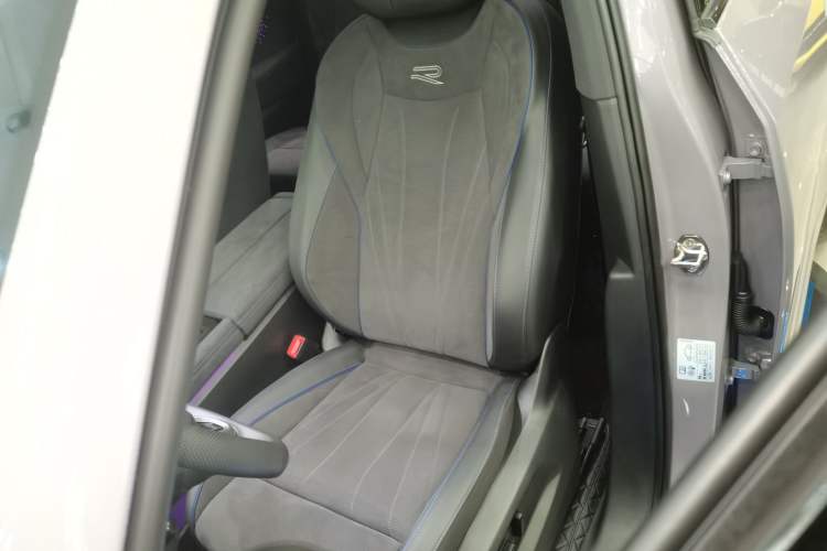 Used Volkswagen Teramont 2025 Tiguan Pro 450TSI Four-Wheel Drive Summit Edition
