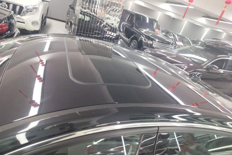 Used Hongqi H5 2019 30TD Dynamic Edition Roof