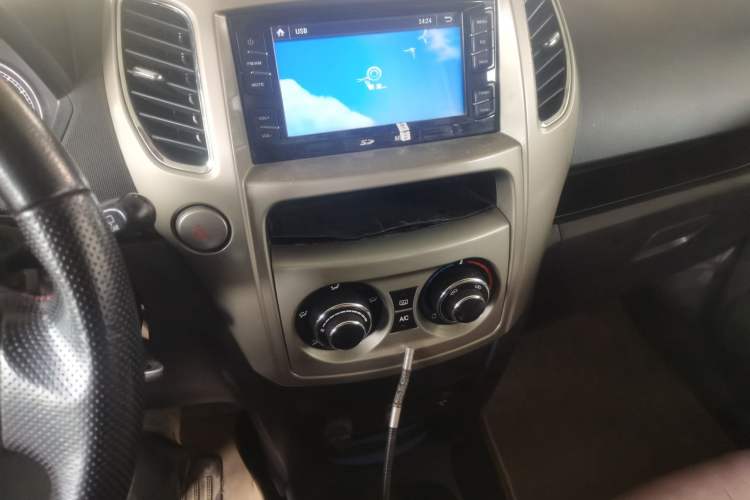 Used Great Wall M4 2012 1.5L Manual Luxury Version Audio And AC Panel