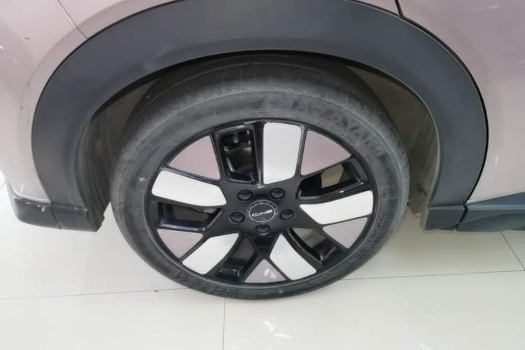 Used BYD Dolphin 2021 401km Knight Edition Right Rear Wheel Hub