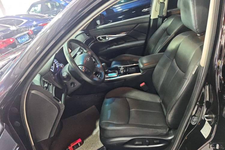 Used Infiniti Q70 2017 Q70L 2.5L Elite Edition Left Front Seat