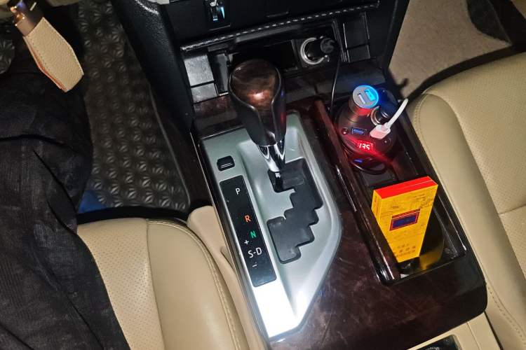 Used Toyota Camry 2015 2.0G Premier Edition
