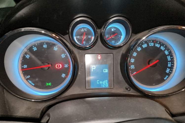 Used Buick GT 2013 GT 1.8L Automatic Fashion Edition
