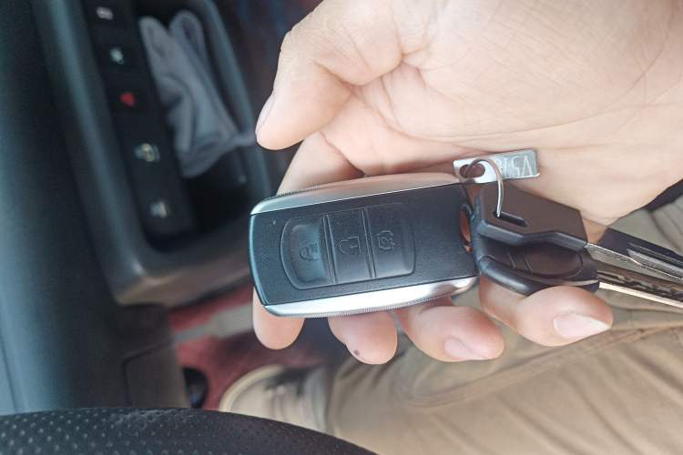 Used Ruichi EC75 2025 Intelligent Driving Ultra-Charging Version Pioneer II Type 50.1 kWh
