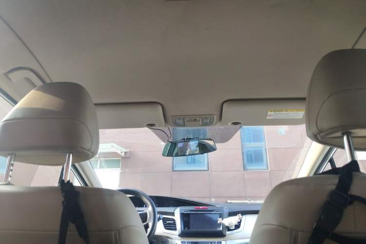 Used Honda Jade 2013 1.8L automatic Comfort version 5 seats
