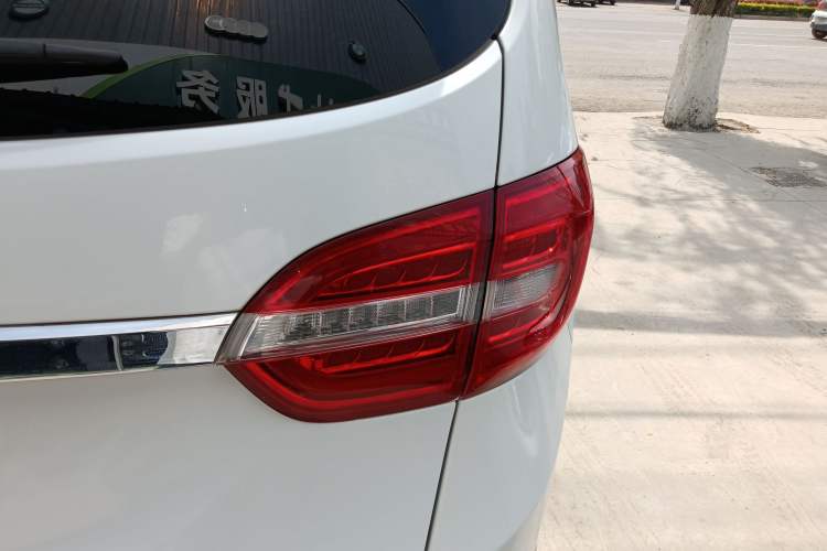 Used Buick GL8 2017 25S Luxury Version China V Standard