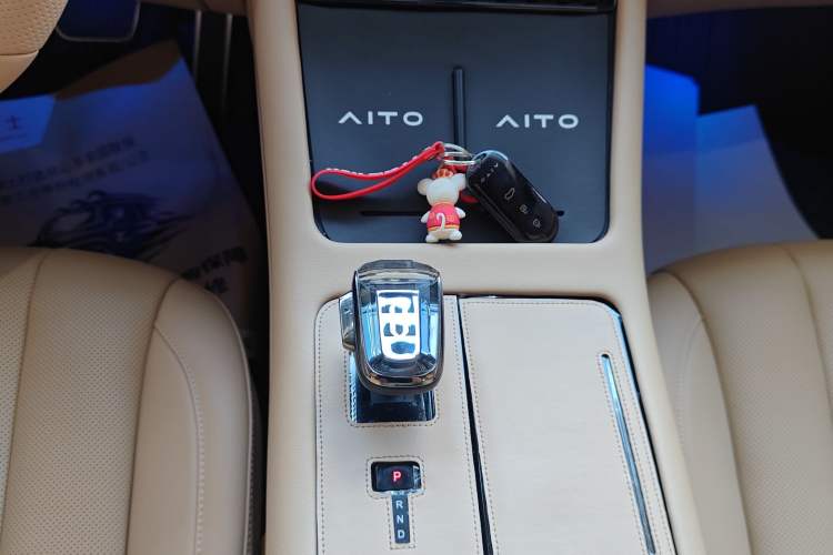 Used Hima AITO M7 2024 1.5T Intelligent Driving Rear-Drive Max Edition 5 Seats
