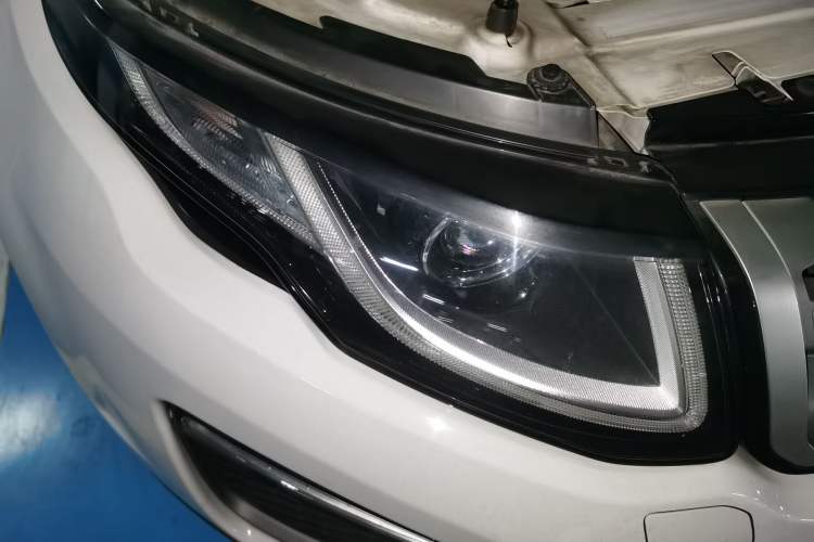 Used Land Rover Range Rover Evoque 2017 2.0T SE Smart Glow Edition