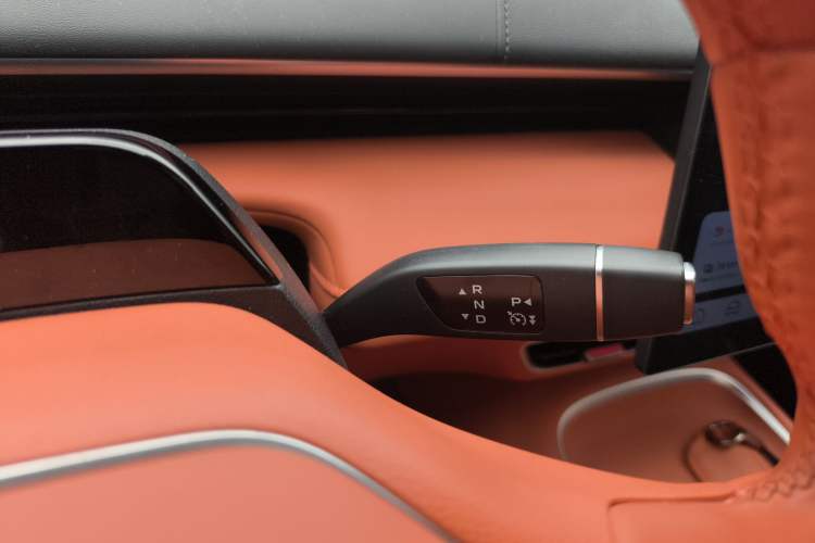 Used Deepal S07 2024 215Max Qiankun Intelligent Driving ADS SE Range-Extended Version