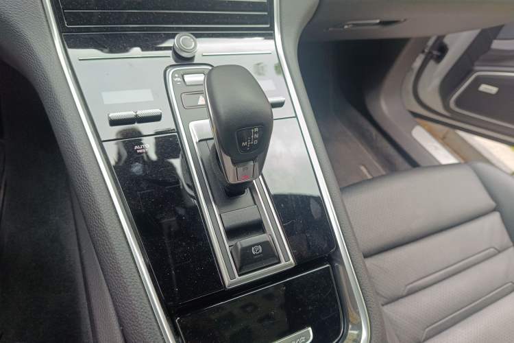 Used Porsche Panamera 2017 Panamera 3.0T Gear Lever