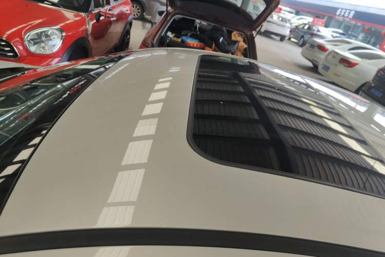 Used Hongqi H5 2022 Classic Model Facelift 1.5T DCT Qiyun Edition Roof