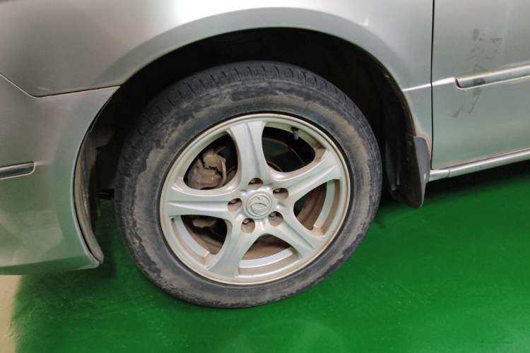 Used Dongfeng Shuaike 2012 2.0L Automatic Luxury 7-Seater Left Front Wheel Hub