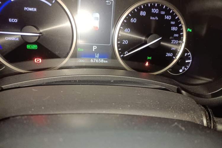 Used Lexus NX 2018 300h Front-Wheel-Drive FENGSHANG Version China V Emission Standard