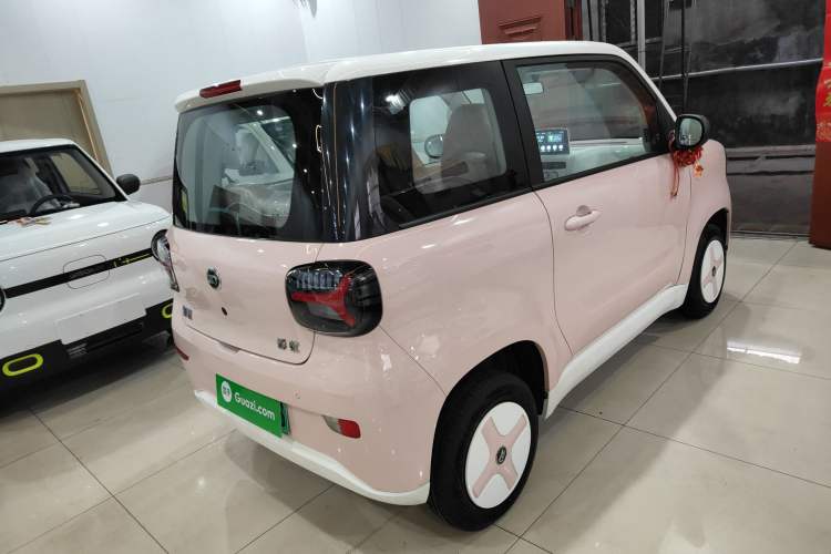 Used Know Beans Rainbow 2024 First Clear Edition Rear Right 45 Deg