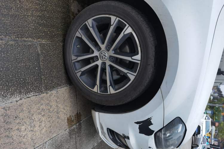 Used Volkswagen Golf 2017 280TSI Automatic R-Line Million-Vehicle Commemorative Edition
