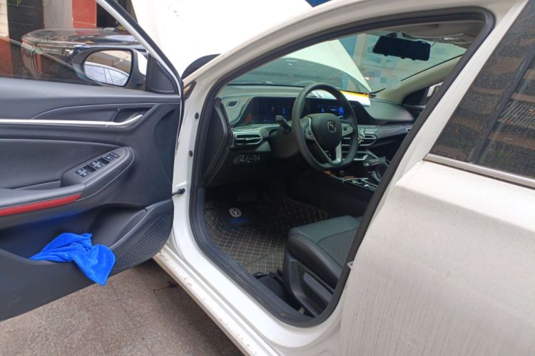 Used CHANGAN Eado 2020 PLUS Blue Whale NE 1.4T GDI DCT Prestige Model Driver Seat