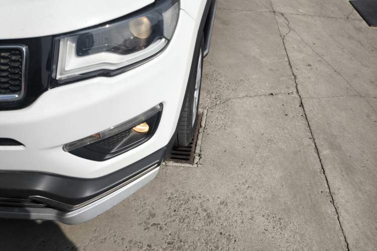 Used Jeep Compass 2017 200T Automatic Family Edition