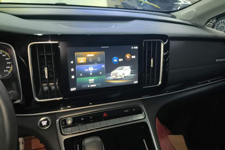 Used GAC Trumpchi M8 2023 Lingxiu Series 390T Luxury Edition Audio And AC Panel