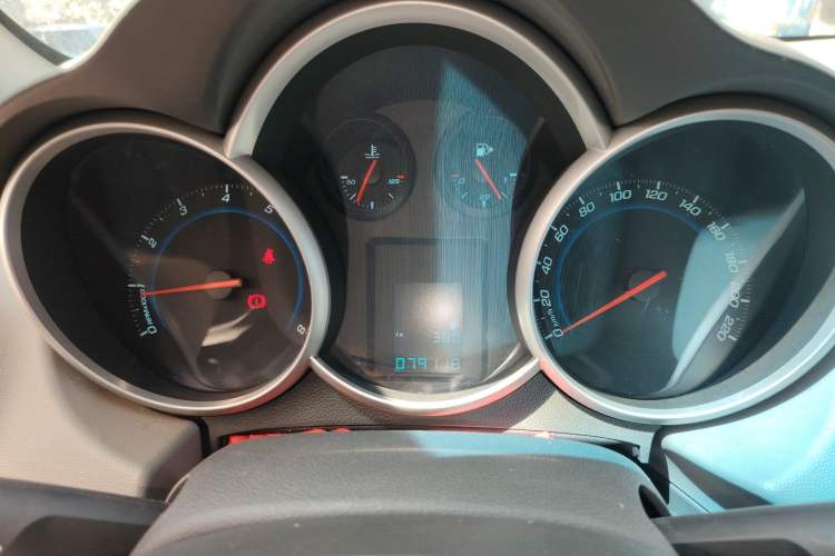 Used Chevrolet Cruze 2012 1.6L SL MT
