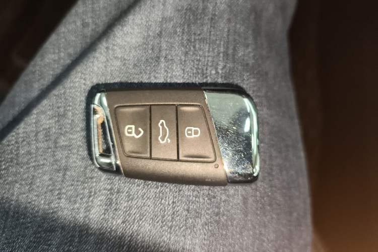 Used Volkswagen Magotan 2017 330TSI DSG Luxury Model