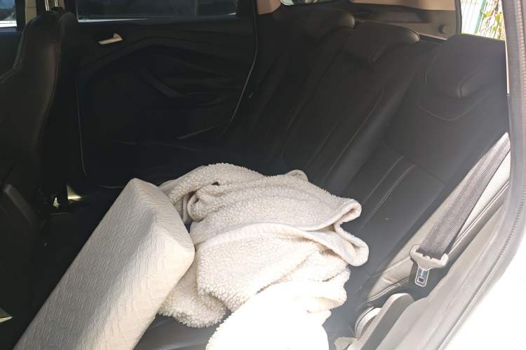 Used Ford Kuga 2013 2.0L GTDi Four-Wheel-Drive Sport Model
