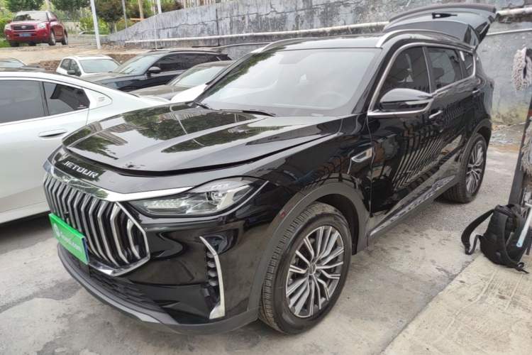 Used JETOUR X70 PLUS 2023 1.6T DCT Stronger 5-Seater