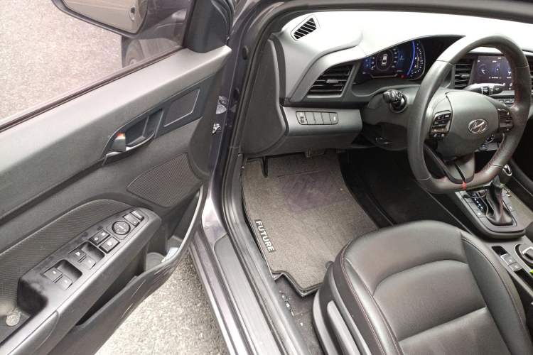 Used Hyundai Elantra (6th Generation / Lingdong) 2019 1.4T Dual-Clutch Xuan Dong · Dynamic Model