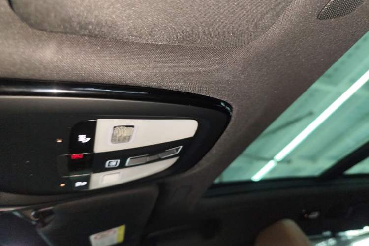 Used Volvo V90 2022 Cross Country B5 AWD Prestige Edition