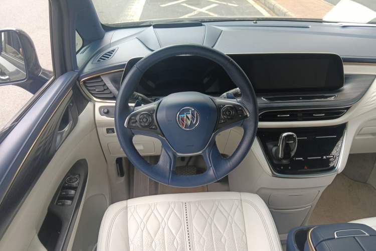 Used Buick GL8 2020 Avenir Avia Four-Seat Luxury Edition
