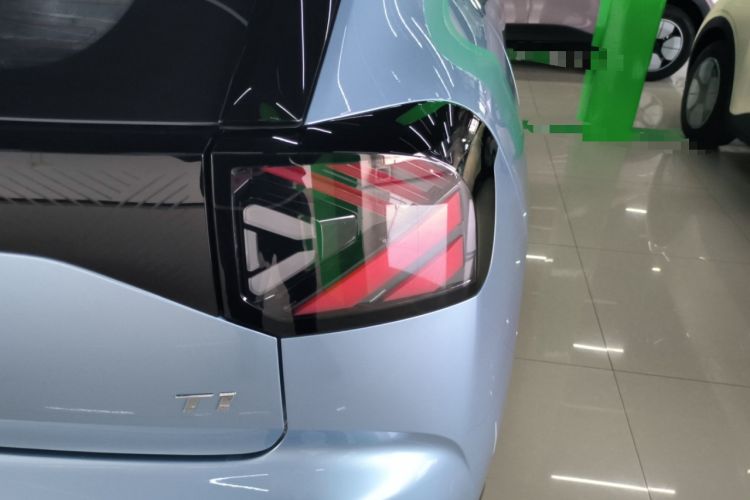 Used ARCFOX T1 2025 Model 320 PLUS